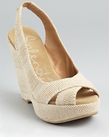 In classic, natural jute, these Splendid wedges offer timeless style that lends itself to virtually every outfit. In classic, natural jute, these Splendid wedges offer timeless style that lends itself to virtually every outfit.
