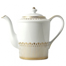 Hailing from the legendary region of Limoges, France, Bernardaud has been crafting fine porcelain creations of exquisite beauty for over 100 years. Inspired by the grandeur of 19th century French porcelain, with a motif created by renowned porcelain painter Pierre-Louis Dagoty, this regal collection is opulent and grand, dinnerware worthy of your finest occasions. Hailing from the legendary region of Limoges, France, Bernardaud has been crafting fine porcelain creations of exquisite beauty for over 100 years. Inspired by the grandeur of 19th century French porcelain, with a motif created by renowned porcelain painter Pierre-Louis Dagoty, this regal collection is opulent and grand, dinnerware worthy of your finest occasions.