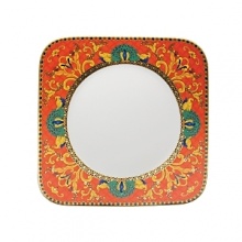 Once again, one of the very successful Gianni Versace patterns taken from the historical archives - gives life to a dinner set that is in perfect harmony with the new fusion philosophy of food. An incredible travel journey through the beautiful atmosphere of a magic landscape with birds of paradise. Once again, one of the very successful Gianni Versace patterns taken from the historical archives - gives life to a dinner set that is in perfect harmony with the new fusion philosophy of food. An incredible travel journey through the beautiful atmosphere of a magic landscape with birds of paradise.
