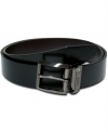 Pair this sleek belt with any combination. Tumi's classic styling makes this reversible belt a must-have accessory.