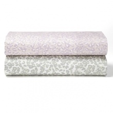 The on-trend animal print uniquely rendered on this DIANNE VON FURSTENBERG sheet breathes fresh energy into your living space. The on-trend animal print uniquely rendered on this DIANNE VON FURSTENBERG sheet breathes fresh energy into your living space.