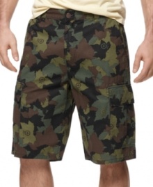 Cargos have never looked cooler. This big and tall pair from LRG is set for the street. Cargos have never looked cooler. This big and tall pair from LRG is set for the street.