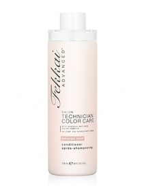 Color in, damage out. This silk-inducing conditioner drenches each strand in emmolients while helping lock color intensity in. Color in, damage out. This silk-inducing conditioner drenches each strand in emmolients while helping lock color intensity in.