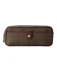 A classic pattern upgrades your old accessory pouch for a refined, gentlemanly look. A classic pattern upgrades your old accessory pouch for a refined, gentlemanly look.