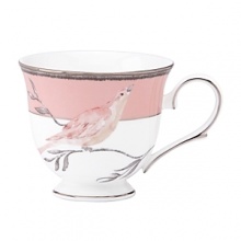 Whimsical flowers and birds adorn the body of Spring Lark. The sweeping brushwork reflects the softness and beauty of a watercolor painting. Coral accents, sprinkled throughout the platinum-rimmed pattern, exude the feminine flair indicative of Marchesa. Whimsical flowers and birds adorn the body of Spring Lark. The sweeping brushwork reflects the softness and beauty of a watercolor painting. Coral accents, sprinkled throughout the platinum-rimmed pattern, exude the feminine flair indicative of Marchesa.
