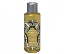 Skin that feels softer and well-moisturized, delicately scented with the fresh, relaxing notes of Eau de Campagne. A body care formula that produces an unrivaled sense of comfort and well-being. This Bath Oil, scented to the notes of Eau de Campagne, contains natural plant extracts (Hypericum, Calendula and Hawthorn) with soothing and softening properties. When mixed with bath water, it:pleasantly scents the body, helps counter the drying effects of hard water, leaves skin feeling soft and satin-smooth, helps ease tension and promote relaxation. It can also be rubbed onto dry skin for a toning action. When used in conjunction with massage, its effect is relaxing.