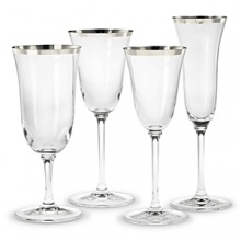 Vera Wang's popular Classic stemware pattern is now elegantly rimmed with a modern band of precious platinum to add a touch of elegance to any celebratory occasion. Vera Wang's popular Classic stemware pattern is now elegantly rimmed with a modern band of precious platinum to add a touch of elegance to any celebratory occasion.