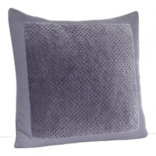 An ultra-luxe, soft puckered velvet sham, bordered in solid linen. An ultra-luxe, soft puckered velvet sham, bordered in solid linen.