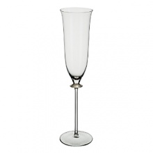 Delicate long stemmed crystal has a classic & luxurious feel to it. The handcrafted Samarkand gold stem has a subtle matte finish detail to mark the transition between bowl and stem. Handwashing is recommended. Delicate long stemmed crystal has a classic & luxurious feel to it. The handcrafted Samarkand gold stem has a subtle matte finish detail to mark the transition between bowl and stem. Handwashing is recommended.