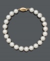 A simple strand of pearls provides a look of elegance and refinement for any occasion. Bracelet features AA Akoya cultured pearls (7-7-1/2 mm) with a 14k gold clasp. Approximate length: 7-1/2 inches.