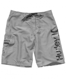 Grab the surfer style you love with these laid-back, low-key shorts from Hurley. Grab the surfer style you love with these laid-back, low-key shorts from Hurley.