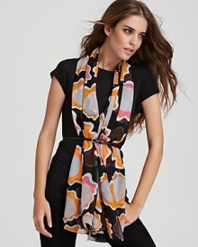 DIANE von FURSTENBERG's bold daisy print silk scarf is the perfect update to your wardrobe. DIANE von FURSTENBERG's bold daisy print silk scarf is the perfect update to your wardrobe.