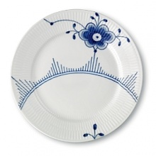 Blue Fluted Mega is the creation of young designer Karen Kjaelgaard Larsen. Her fresh ideas for transforming the age-old art of porcelain painting into an art form relevant in the 21st century has captured the attention of connoisseurs of fine porcelain worldwide. Blue Fluted Mega's hand-painted enlargements of a timeless design expand the boundaries between art, craft and design - creating the new definitions of form and function. Blue Fluted Mega is the creation of young designer Karen Kjaelgaard Larsen. Her fresh ideas for transforming the age-old art of porcelain painting into an art form relevant in the 21st century has captured the attention of connoisseurs of fine porcelain worldwide. Blue Fluted Mega's hand-painted enlargements of a timeless design expand the boundaries between art, craft and design - creating the new definitions of form and function.
