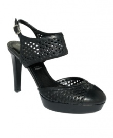 Every footstep is a breeze when you slip on the these Rockport pumps. The Janae Dosay sandals feature NanoGlide lining that reduces friction and a rubber sole with extra durable grip. Every footstep is a breeze when you slip on the these Rockport pumps. The Janae Dosay sandals feature NanoGlide lining that reduces friction and a rubber sole with extra durable grip.