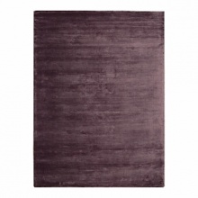 An understated and elegant hand-loomed Calvin Klein rug in a velvety ribbed texture with a silky finish and subtle sheen. An understated and elegant hand-loomed Calvin Klein rug in a velvety ribbed texture with a silky finish and subtle sheen.