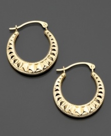 Look put together with these lovely polished pleat earrings crafted in 14k gold. Approximate diameter: 1/2 inches.