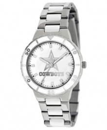 How 'bout them Cowboys! Root for your team 24/7 with this sporty watch from Game Time. Features a Dallas Cowboys logo at the dial.