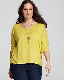 Relax in style with this lightweight Eileen Fisher linen tee. Dark denim and platform pumps take this easy look into date territory. Relax in style with this lightweight Eileen Fisher linen tee. Dark denim and platform pumps take this easy look into date territory.
