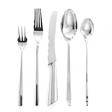 Artistic, sharp lines add contemporary edge in this stylish flatware from Ricci Argentieri. Artistic, sharp lines add contemporary edge in this stylish flatware from Ricci Argentieri.