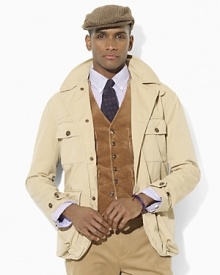 A handsome jacket in lightweight cotton twill boasts rugged details for timeworn character and authentic style. A handsome jacket in lightweight cotton twill boasts rugged details for timeworn character and authentic style.
