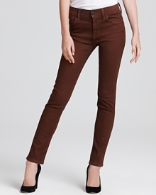 Update your new-season wardrobe with these Vince skinny jeans rendered in a cool, autumnal hue. A fresh change from daily denim, the style heads into the night with glossy pumps. Update your new-season wardrobe with these Vince skinny jeans rendered in a cool, autumnal hue. A fresh change from daily denim, the style heads into the night with glossy pumps.
