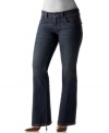 Perfect for going out or hanging out, Levi's plus size flare-leg jeans have a fantastic fit you'll love. (Clearance)