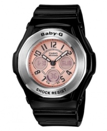 Durable with a feminine twist, this analog-digital Baby-G watch boasts multi-functions and exact precision.