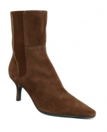 Smart style to bolster your sharpest looks. The Darran booties from Circa by Joan & David feature a sophisticated pointed-toe silhouette, easy fit and smooth leather or suede upper. Smart style to bolster your sharpest looks. The Darran booties from Circa by Joan & David feature a sophisticated pointed-toe silhouette, easy fit and smooth leather or suede upper.