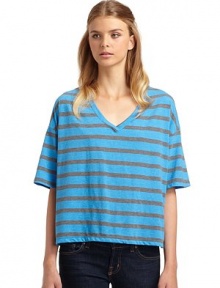 THE LOOKAllover stripe printElbow length sleevesTHE FITAbout 24 from shoulder to hemTHE MATERIAL31% cotton/6% organic cotton/44% polyester/6% recycled polyester/13% rayonCARE & ORIGINMachine washImportedModel shown is 5'10 (177cm) wearing US size Small. THE LOOKAllover stripe printElbow length sleevesTHE FITAbout 24 from shoulder to hemTHE MATERIAL31% cotton/6% organic cotton/44% polyester/6% recycled polyester/13% rayonCARE & ORIGINMachine washImportedModel shown is 5'10 (177cm) wearing US size Small.