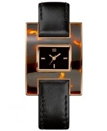 Seductive style blends with timeless precision in this sleek Tommy Hilfiger timepiece. Seductive style blends with timeless precision in this sleek Tommy Hilfiger timepiece.