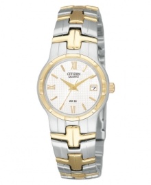 Modern design and legendary quality mark this watch by Citizen. Modern design and legendary quality mark this watch by Citizen.