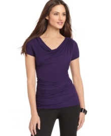 Pleat details add on-trend texture to this T Tahari Thora top -- a perfect foundation for a fashionable look! Pleat details add on-trend texture to this T Tahari Thora top -- a perfect foundation for a fashionable look!