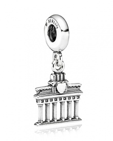 The iconic Brandenburg Gate of Berlin shines in sterling silver. From PANDORA. The iconic Brandenburg Gate of Berlin shines in sterling silver. From PANDORA.