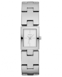 Streamlined steel highlights a linked bracelet on this DKNY watch. Streamlined steel highlights a linked bracelet on this DKNY watch.