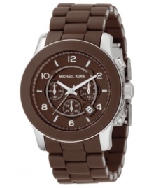 Deliciously divine, this Michael Kors Runway collection watch sports style and function. Deliciously divine, this Michael Kors Runway collection watch sports style and function.
