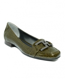 Classic and comfortable, the Alfani Allegra Step N Flex Pumps pair the versatility of moc-inspired styling with the comfort of a support sole. Topped off with an eye-catching look you'll love wearing. Classic and comfortable, the Alfani Allegra Step N Flex Pumps pair the versatility of moc-inspired styling with the comfort of a support sole. Topped off with an eye-catching look you'll love wearing.
