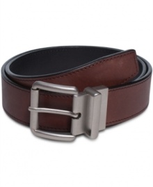 Two looks in one leather belt by Timberland is smooth, handsome, and reversible for 2 different styles. Two looks in one leather belt by Timberland is smooth, handsome, and reversible for 2 different styles.