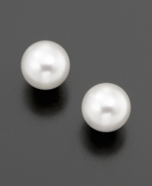 The classic simplicity of Belle de Mer's stud earrings make them an appropriate choice for virtually any occasion. Radiant cultured Akoya pearls (7-7-1/2 mm) are set in 14k gold.