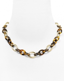 Tap into '70's-inspired elegance with this Lauren Ralph Lauren necklace, which flaunts retro allure with tortoiseshell links. Tap into '70's-inspired elegance with this Lauren Ralph Lauren necklace, which flaunts retro allure with tortoiseshell links.