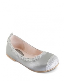 A fairtylale slipper from Bloch, rendered in polished leather with glitter accents.