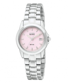 Simplicity with a touch of femininity, executed perfectly in this Silhouette watch by Citizen Eco-Drive. Simplicity with a touch of femininity, executed perfectly in this Silhouette watch by Citizen Eco-Drive.