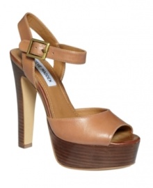 Work it. The Dynoo sandals by Steve Madden are seriously stylish with their ultra-tall heel and earthy feel. Work it. The Dynoo sandals by Steve Madden are seriously stylish with their ultra-tall heel and earthy feel.