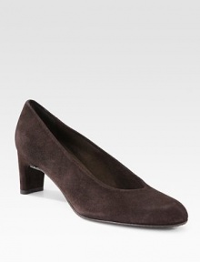 Traditional suede design has a high-cut vamp that hugs the foot and ultrasuede lining that provides comfort. Self-covered heel, 2¼ (60mm) Suede upper Ultrasuede lining Leather sole Padded insole Imported Traditional suede design has a high-cut vamp that hugs the foot and ultrasuede lining that provides comfort. Self-covered heel, 2¼ (60mm) Suede upper Ultrasuede lining Leather sole Padded insole Imported