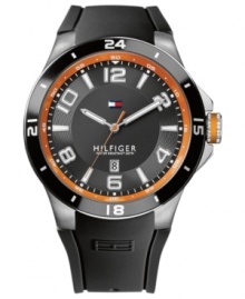 Blend your relaxed weekend look with your stylish nights with this fashionable sport watch from Tommy Hilfiger.