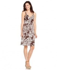 Get a put-together look that's completely laid-back with this printed Jones New York Signature petite dress. Beading at the straps add beach-inspired appeal! Get a put-together look that's completely laid-back with this printed Jones New York Signature petite dress. Beading at the straps add beach-inspired appeal!