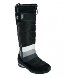 Technology and fashion fuse on the waterproof Volt boots by Jambu. A thermo ambient design - with rechargeable lithium-ion battery that warms the insole for up to 5 consecutive hours - keeps you warm, insulated and dry. Technology and fashion fuse on the waterproof Volt boots by Jambu. A thermo ambient design - with rechargeable lithium-ion battery that warms the insole for up to 5 consecutive hours - keeps you warm, insulated and dry.