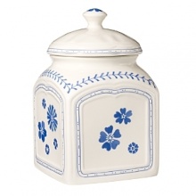 Crafted in premium porcelain for a traditional shape and patterned with a simple blue flower design, this large canister fits seamlessly into your collection and adds rustic charm. Crafted in premium porcelain for a traditional shape and patterned with a simple blue flower design, this large canister fits seamlessly into your collection and adds rustic charm.