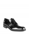 Luxurious shoes in fine leather - elegant black - fashionable college style - oustanding soft leather - rounded toe and classic lacing - cool classic for ever - top quality and fit - pairs with jeans in all washes, corduroy pants, suits