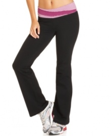 Double up on your reps with a double-striped waistband! Ideology's sleek yoga pants take you from the fitness studio to the sidewalk in style. Double up on your reps with a double-striped waistband! Ideology's sleek yoga pants take you from the fitness studio to the sidewalk in style.