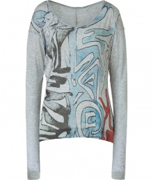 Stylish top in fine gray viscose in a casual boxy silhouette - Features a decorative print, feminine crew neck, long sleeves and a slightly wider cut - Back hem longer than front - Favorite casual basic - Wear with shorts, leggings, narrow skirts or jeans Stylish top in fine gray viscose in a casual boxy silhouette - Features a decorative print, feminine crew neck, long sleeves and a slightly wider cut - Back hem longer than front - Favorite casual basic - Wear with shorts, leggings, narrow skirts or jeans